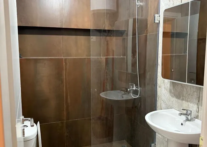 Petalier Tirana